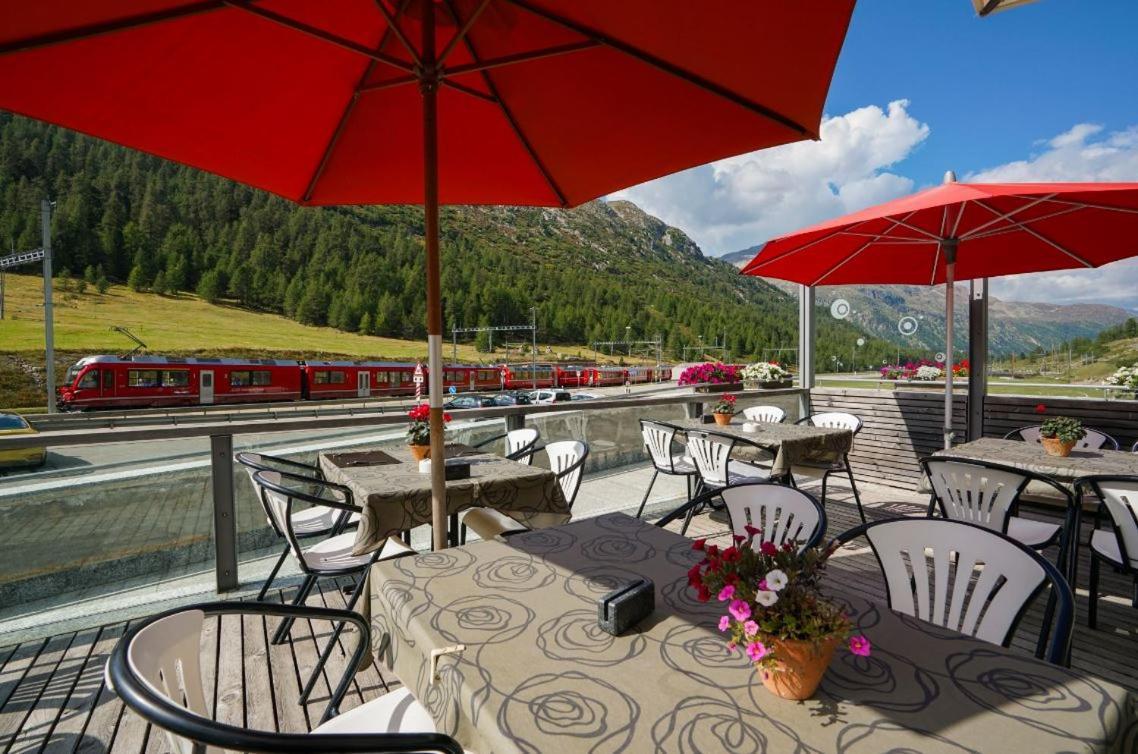 Gasthaus & Hotel Berninahaus ปอนเตรสซีนา ภายนอก รูปภาพ