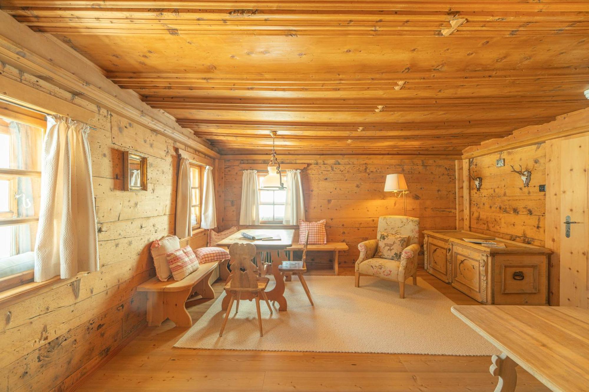 Gasthaus & Hotel Berninahaus ปอนเตรสซีนา ภายนอก รูปภาพ