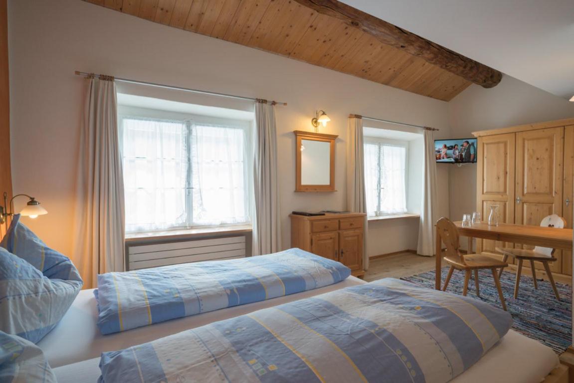 Gasthaus & Hotel Berninahaus ปอนเตรสซีนา ภายนอก รูปภาพ