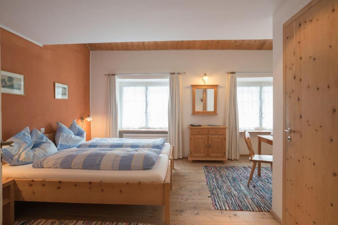 Gasthaus & Hotel Berninahaus ปอนเตรสซีนา ภายนอก รูปภาพ