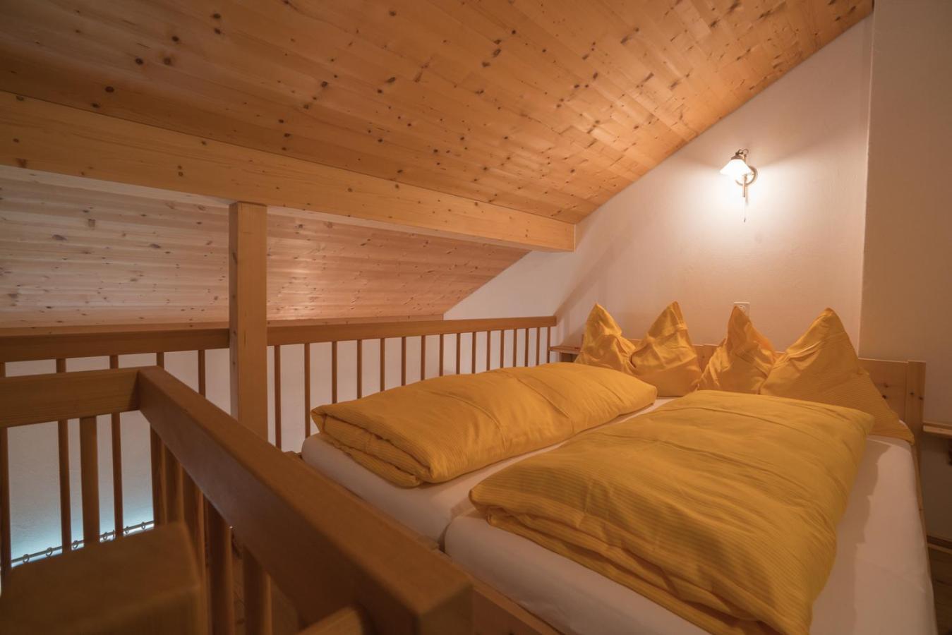 Gasthaus & Hotel Berninahaus ปอนเตรสซีนา ภายนอก รูปภาพ