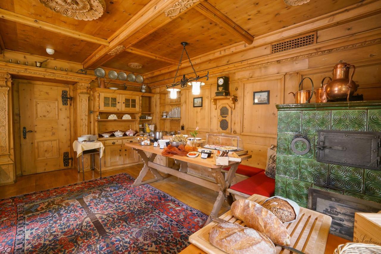 Gasthaus & Hotel Berninahaus ปอนเตรสซีนา ภายนอก รูปภาพ